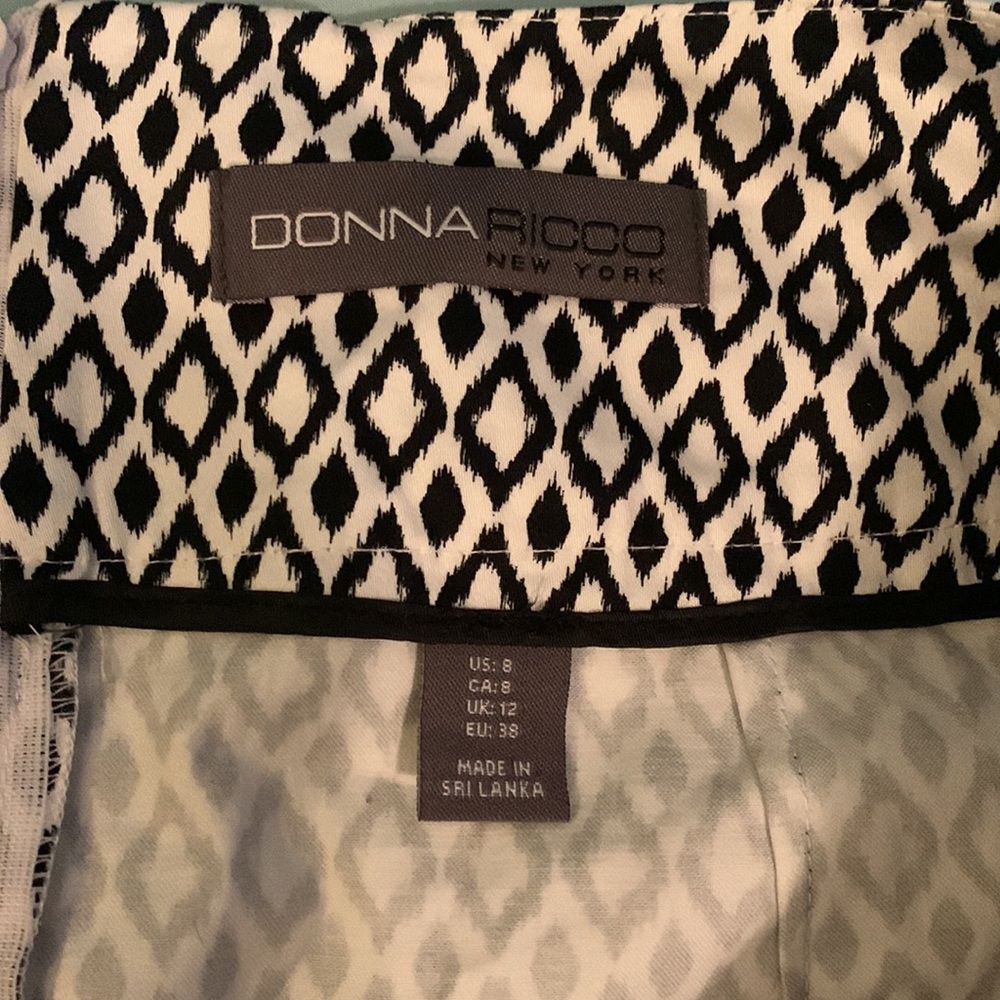 Donna Ricco Skirt - Picture 3 of 3